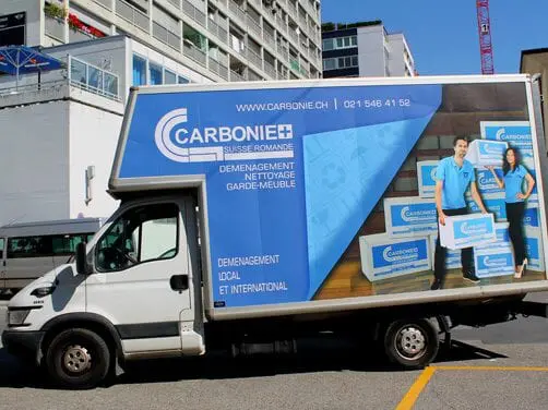 Camion de déménagement en intervention à Lausanne